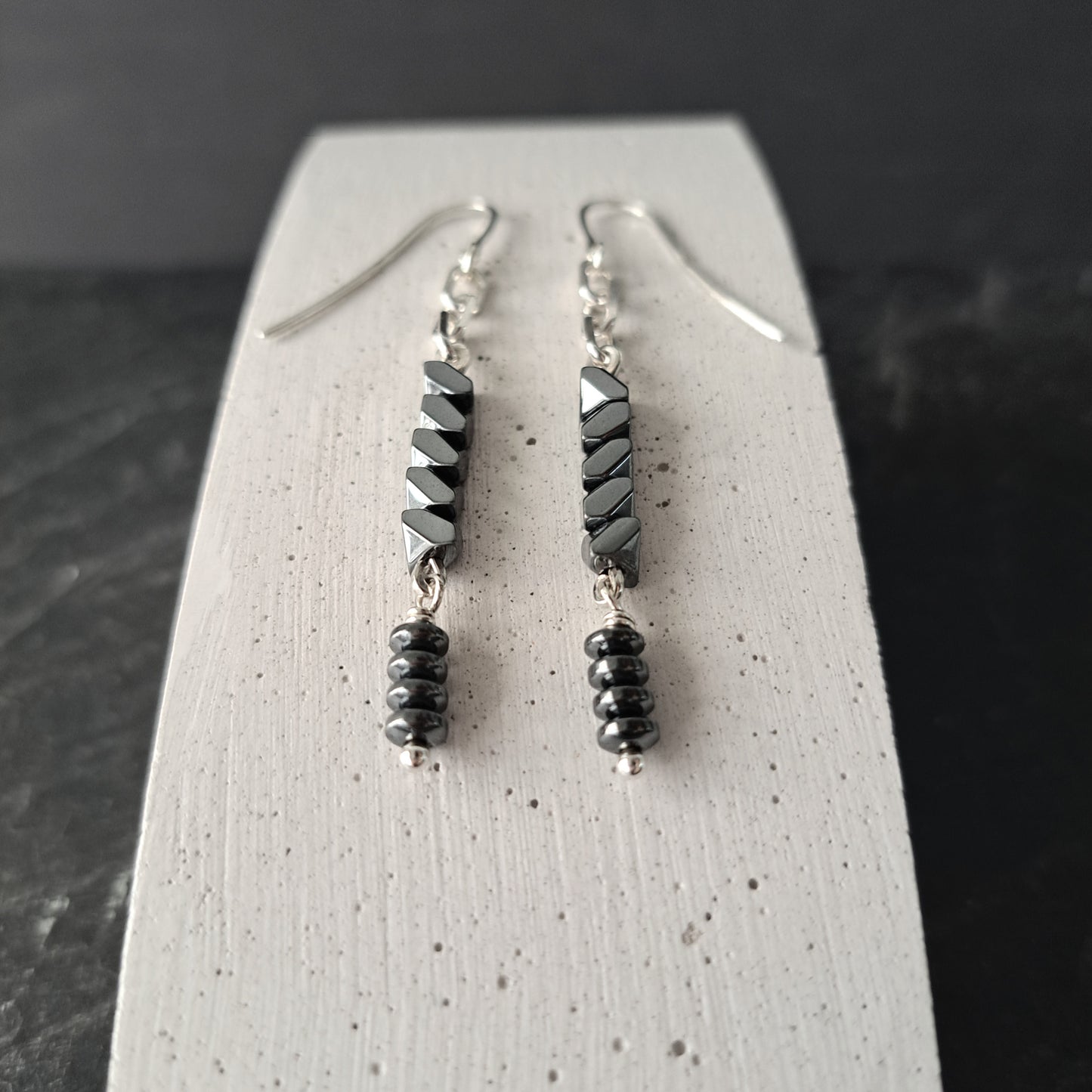 --Catena Nova-- Long Earrings Hematite & 925 Silver Minimalist Contemporary Dangle Earrings