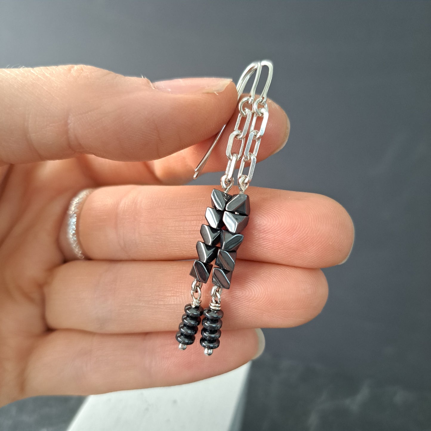 --Catena Nova-- Long Earrings Hematite & 925 Silver Minimalist Contemporary Dangle Earrings