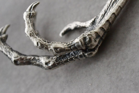 --AMULET--Large Claw Necklace Raven Foot Witch Talisman Pendant 925 Silver Macabre Occult Wiccan Jewelry