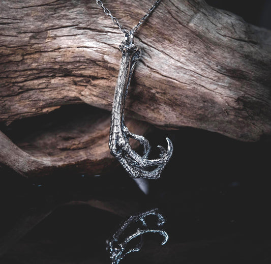 --AMULET--Large Claw Necklace Raven Foot Witch Talisman Pendant 925 Silver Macabre Occult Wiccan Jewelry