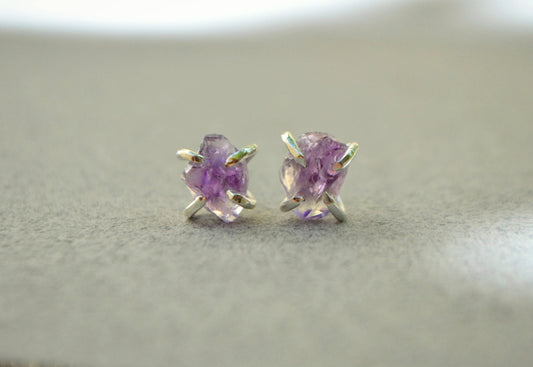 Raw Amethyst Earrings Sterling Silver Rough Healing Crystal Natural Stone Amethyst Studs Yoga Jewelry Amethyst Stud Earrings