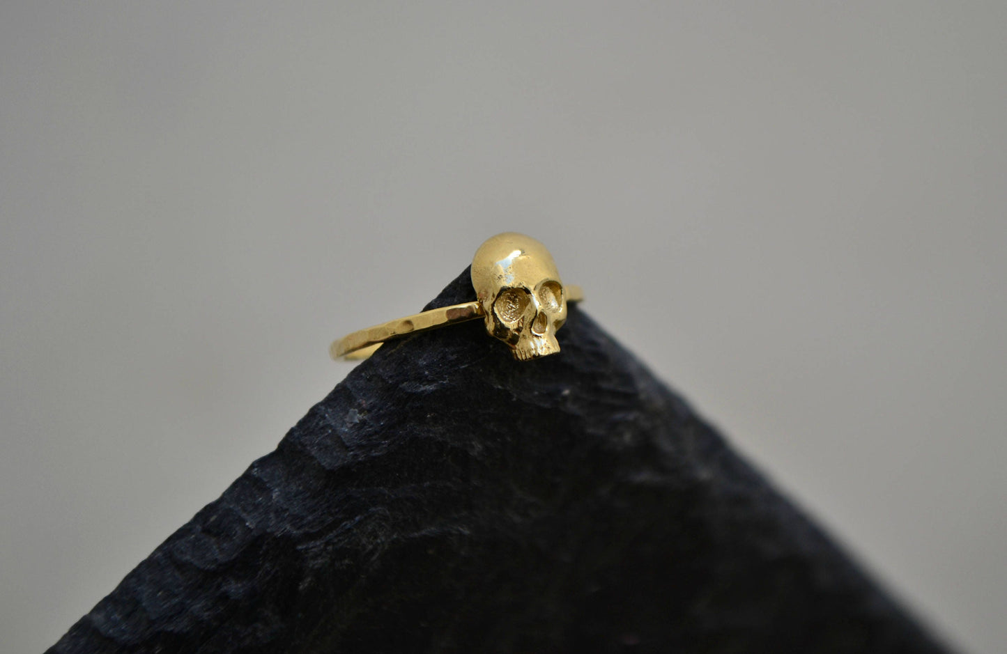 Skull Ring, 14K Solid Gold Skull Ring, Skull Engagement Ring, Gothic Skull Stacking Ring, Small Dainty Skull Ring Jewelry Memento Mori