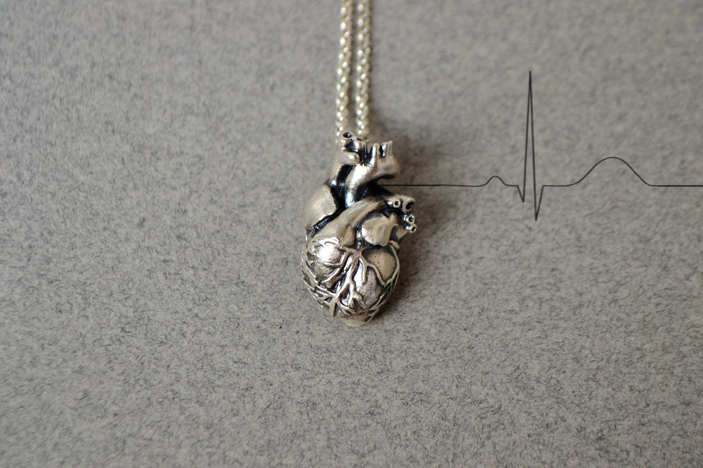 3D Anatomical Heart Necklace in Sterling Silver, Anatomy Necklace, Biology Jewelry, Gothic Necklace Medical Student Nurse Doctor Gift